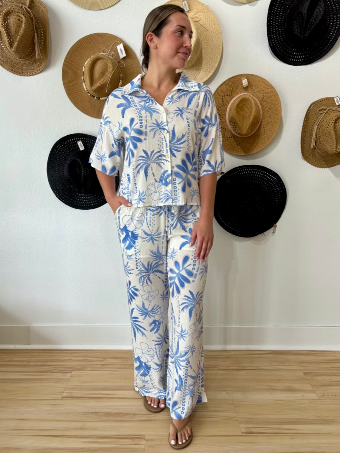 Santorini Palms Wide Leg Pant – Pineapple Lain Boutique