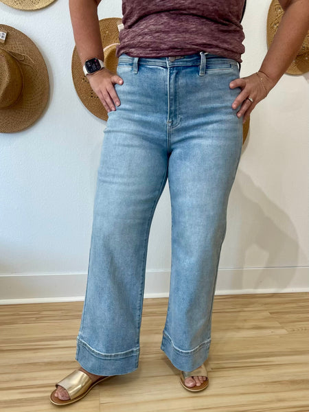 Risen High Rise Cropped Wide Leg Jeans - Light – Pineapple Lain